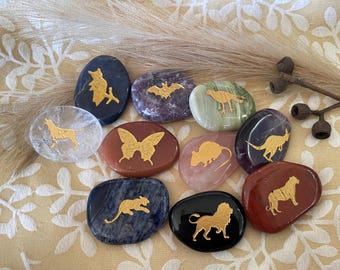 Spirit Animal Crystal Stone: Totem Animal Guide