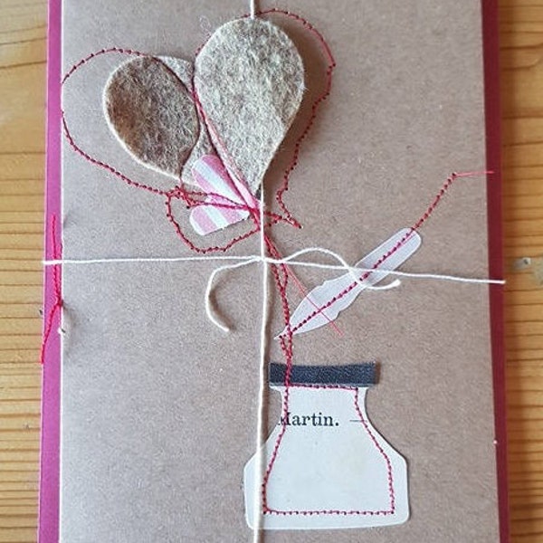 Carte romantique de Saint Valentin, faite à la main dans de belles matières . Hand made craft card.