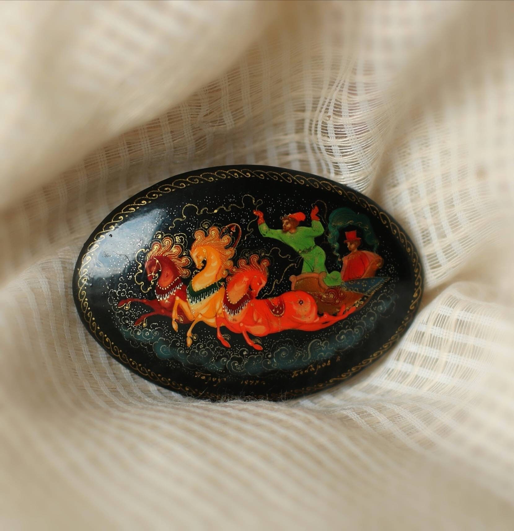 Hand Painted Russian Brooch/ Pin / 1977 / Vintage Etsy UK