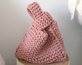 Modèle de sac de poignet, Sac à main, Sac en tricot, Fait main, Sac en laine de tshirt, Cadeau, Cadeau pour elle, Unique, Sac en tricot