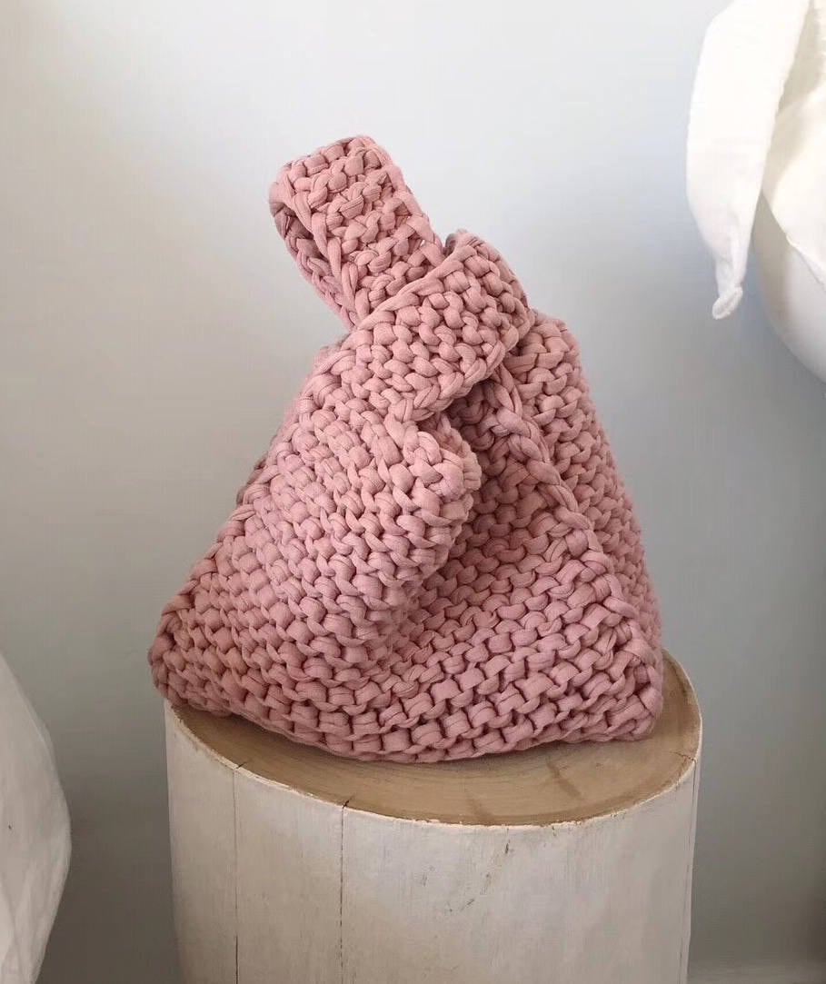 Crochet bag with tshirt yarn 