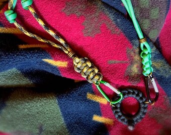 Paracord deco necklace: campy camo