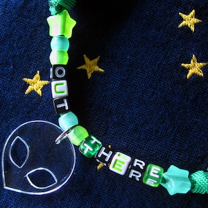 paracord alphabet beads alien pendant adjustable necklace: OUT THERE
