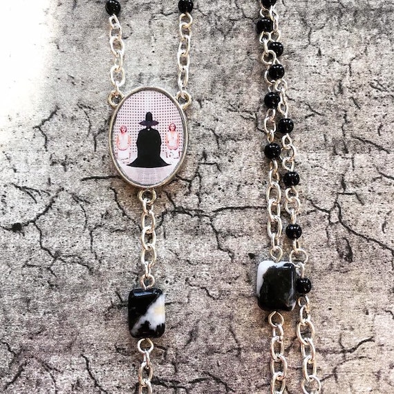 Holy mountain jewelry shop