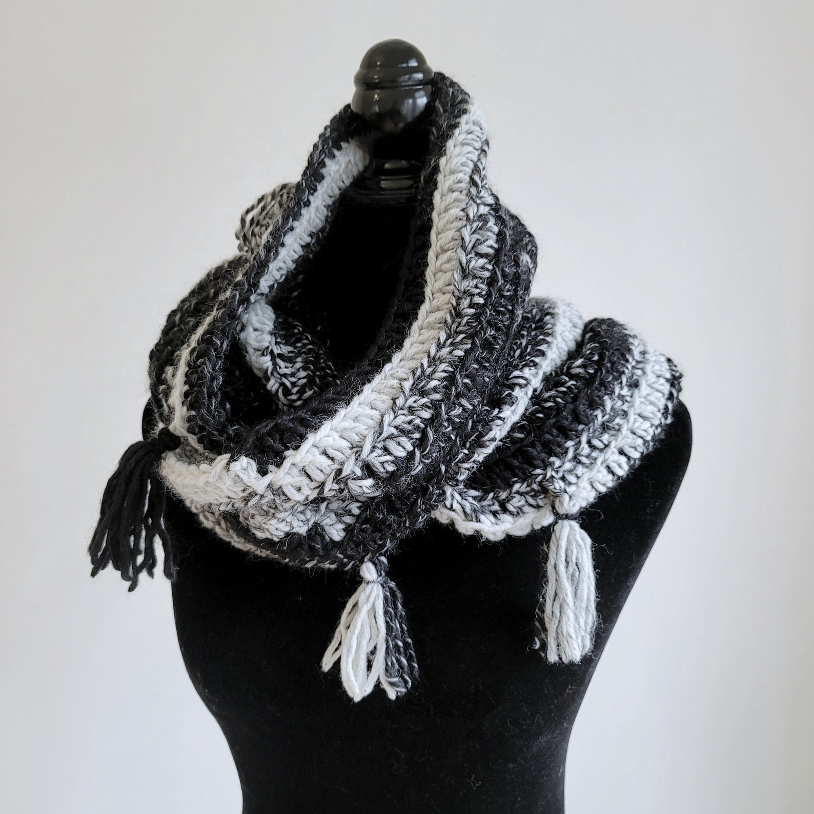 Wednesday Snood Crochet Pattern Wednesday's Snoods Etsy UK