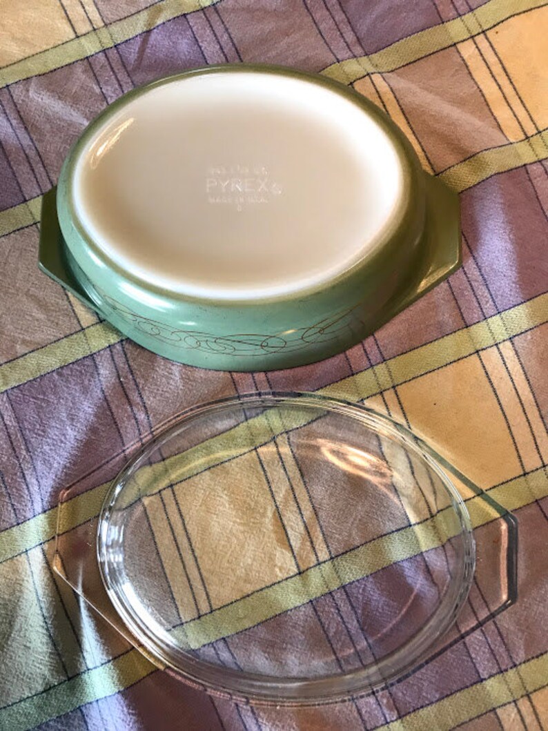 1959 Pyrex Golden Scroll promotional casserole with lid in sage green