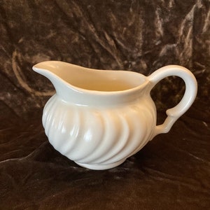 Franciscan Ware Coronado Wirbel creme Krug, schöne matte Glasur