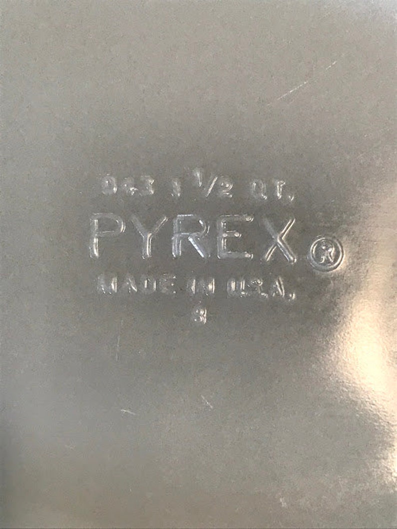 1959 Pyrex Golden Scroll promotional casserole with lid in sage green