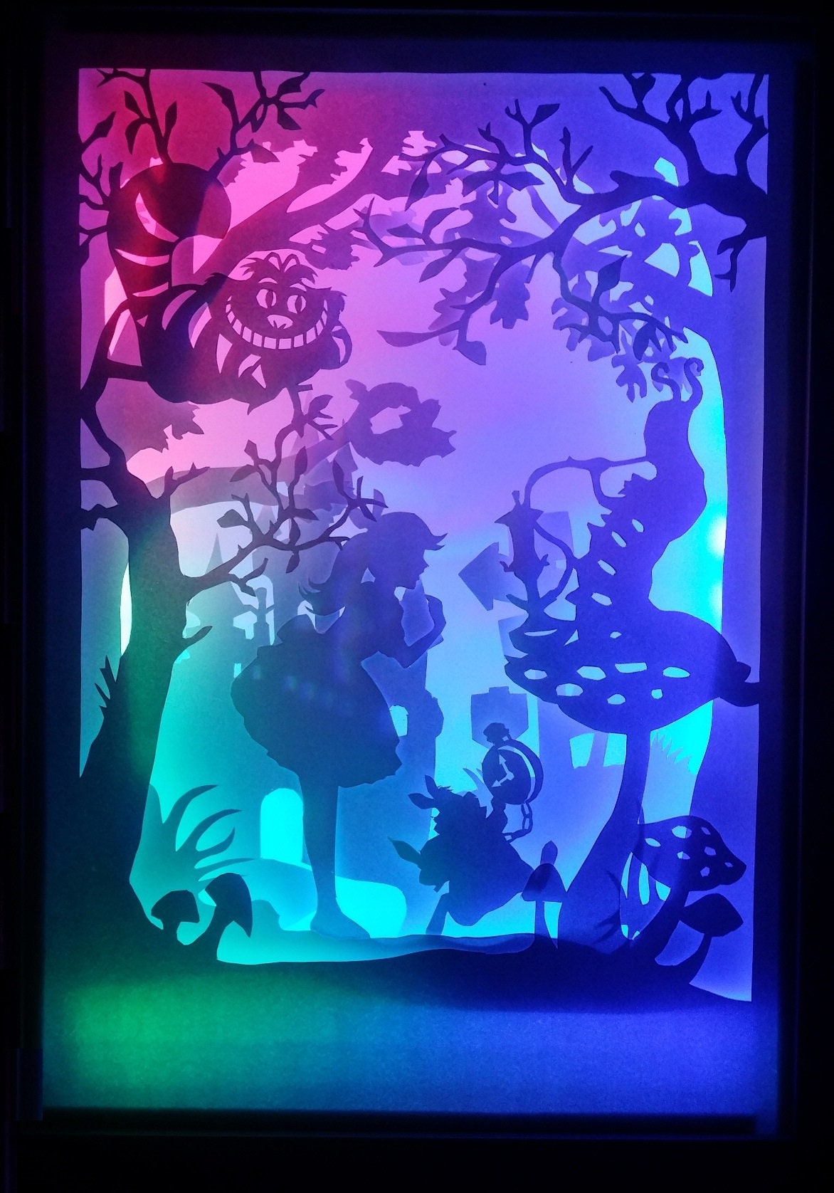 Alice in Wonderland 2 [A4] - Paper Cutting Light Box