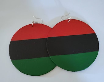 Pendientes con la bandera panafricana: joyería afrocéntrica roja, negra y verde, pendientes llamativos RBG, pendientes de madera hechos a mano.