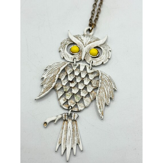 Vintage white enamel owl pendant necklace - image 4