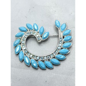 Vintage Blue Rhinestone Pin Brooch
