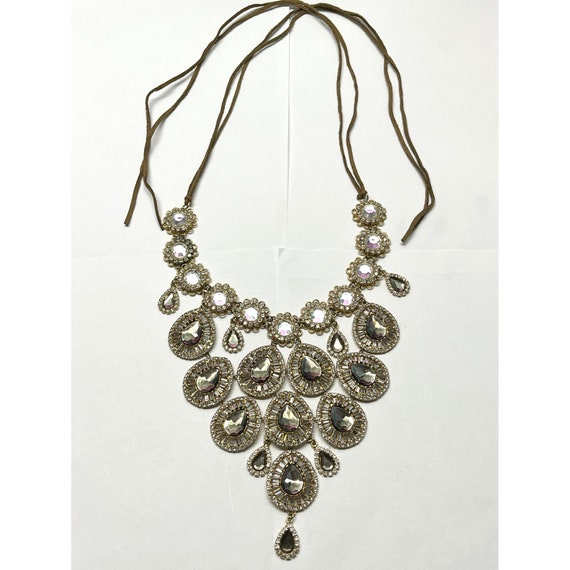 Vintage runway rhinestone flower necklace - image 3