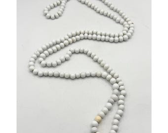 Vintage white milk glass bead necklace