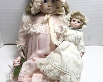 Danbury Mint Jan Hagara 1988 Porcelain Doll Sophie and Dana 2 DOLLS