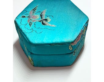Vintage China Asian fabric oriental trinket box with lid