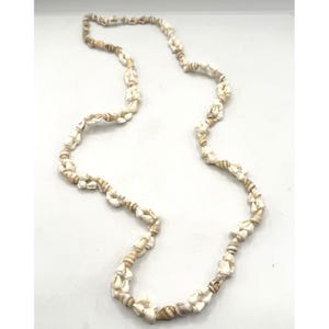 Vintage seashell sea shell beaded necklace