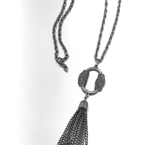 Vintage silver Sarah Coventry silver chain tassel necklace