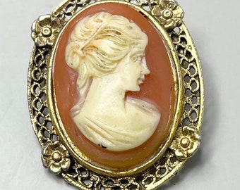 Broche floral de cameo vintage