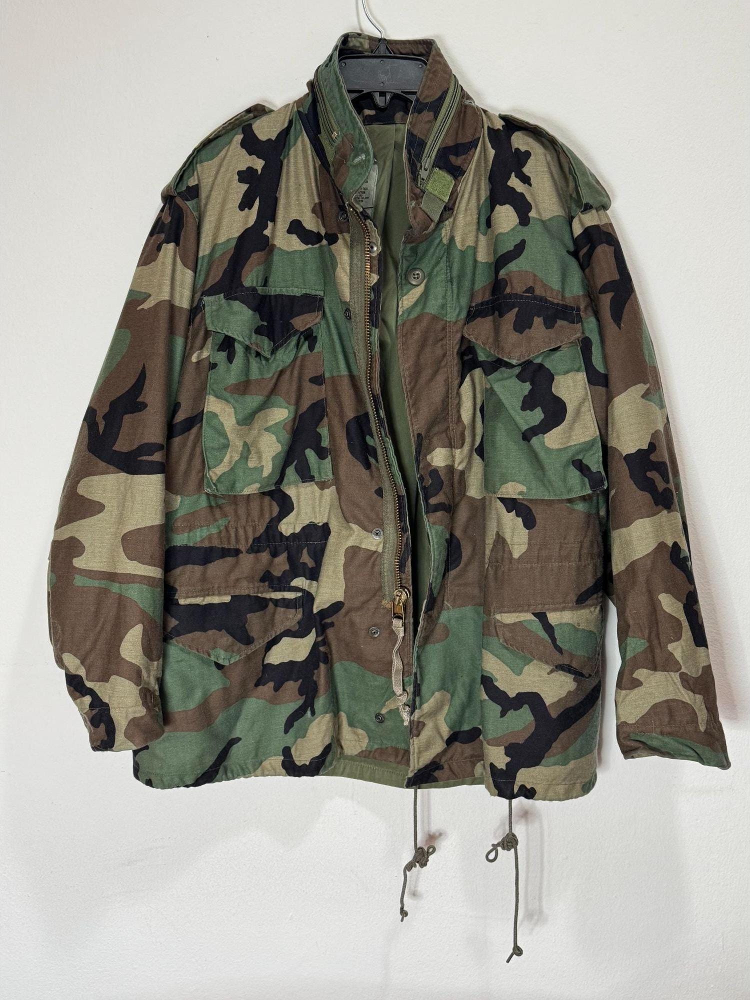 Vintage US Army Military Camouflage Cold Weather Coat Field Jacket
