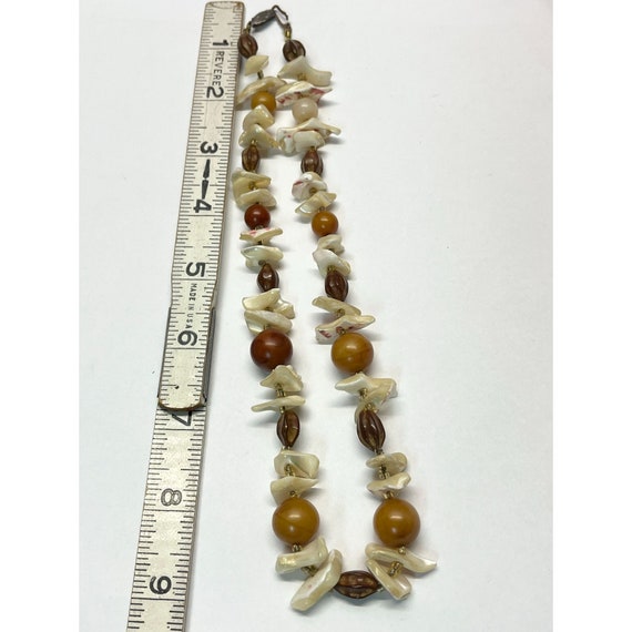 Vintage stone beaded necklace - image 4
