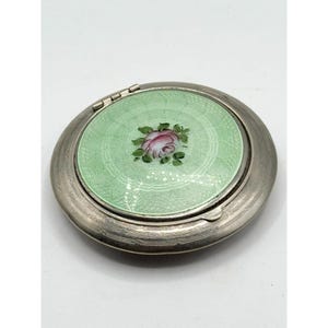Estate art deco green Guilloche enamel flower compact