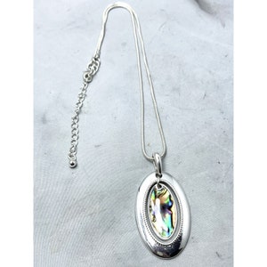 Vintage Abalone Shell Pendant Necklace