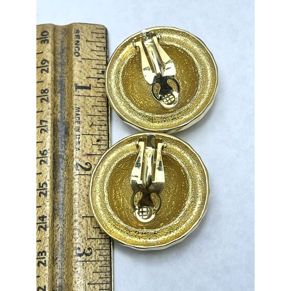 Vintage Textured Gold Clip On Earrings - image 4