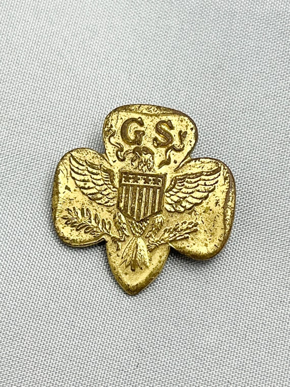 Vintage GS Girl Scout Brownie Eagle Pin