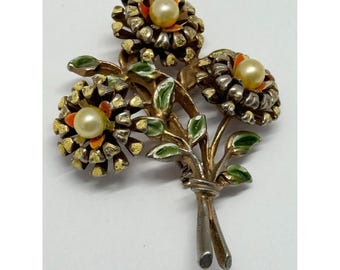 Vintage flower brooch pin