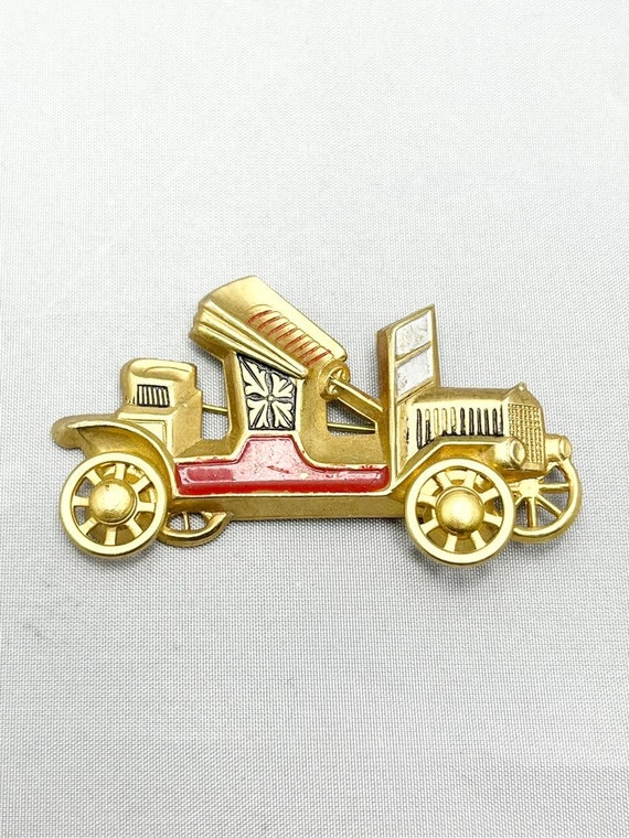 vintage enamel automobile car Gem