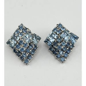 Vintage blue glass rhinestone clip on earrings