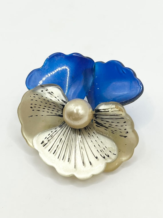 Vintage Blue Lucite Pearl Flower Brooch Pin - image 4