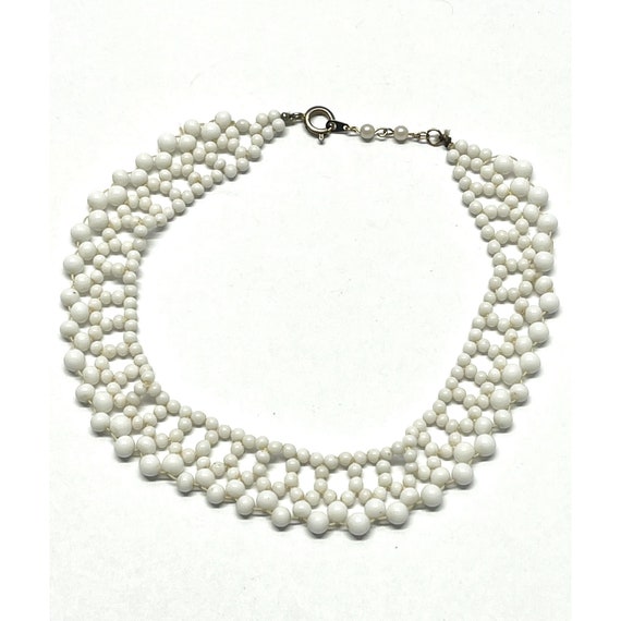Vintage white milk glass collar necklace - image 2