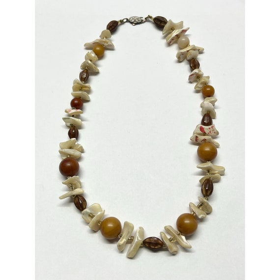 Vintage stone beaded necklace - image 3