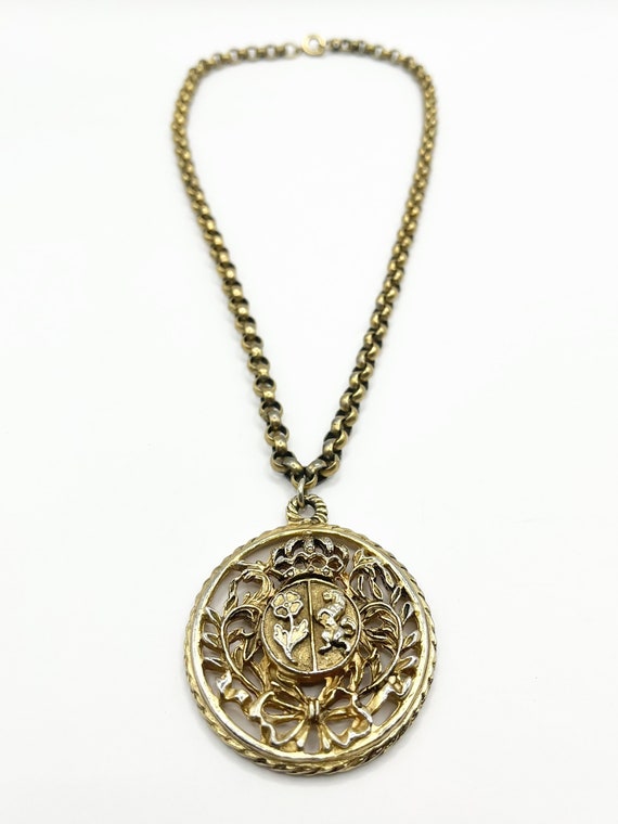 Vintage Signed CORO Lion Floral Pendant Necklace