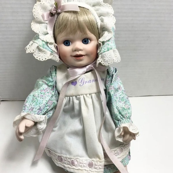 Ashton Drake Holly Hunt Bonnet Babies Porcelain Doll Grandma's Little Girl