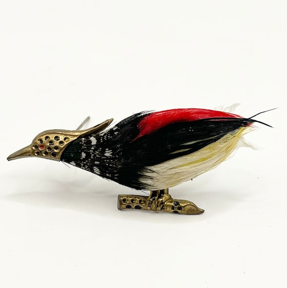 Vintage Japan Feather Bird Figural Estate Brooch Pin - Gem