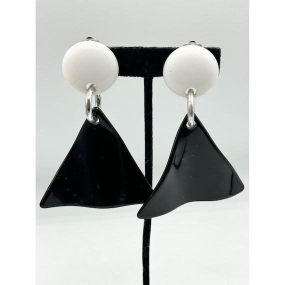 Vintage plastic triangle dangle drop earrings