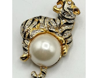 Vintage tiger pearl rhinestone brooch pin