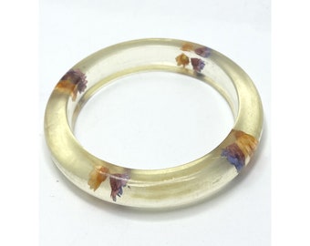 Vintage Lucite Flower Bangle Bracelet