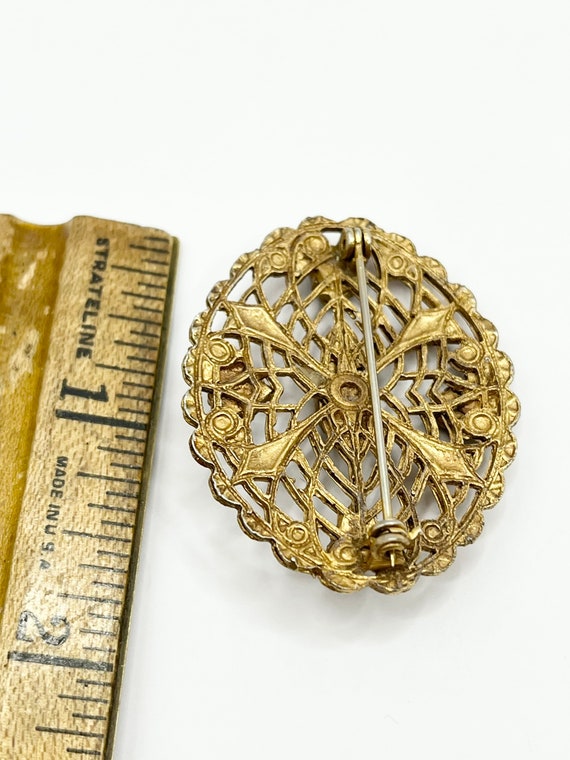 Vintage Green Rhinestone Gold Filigree Brooch Pin - image 4