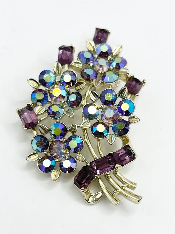 Broche Vintage Années 50 Bouquet De Fleurs Violettes (améthystes ?) Métal - Occasion