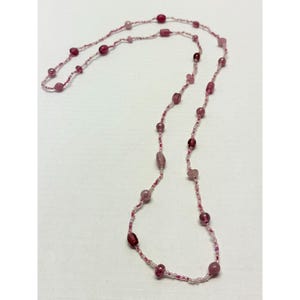 Vintage pink art glass beaded necklace