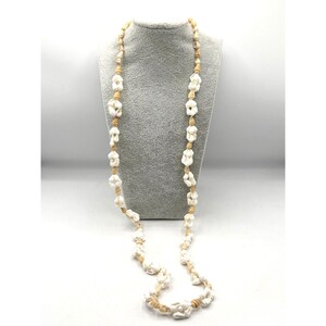 Vintage sea shell seashell beaded necklace