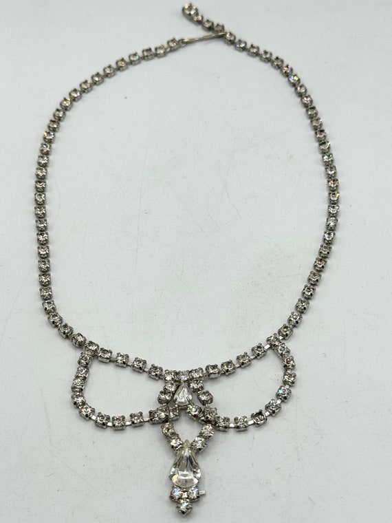 Vintage glass rhinestone collar bib necklace