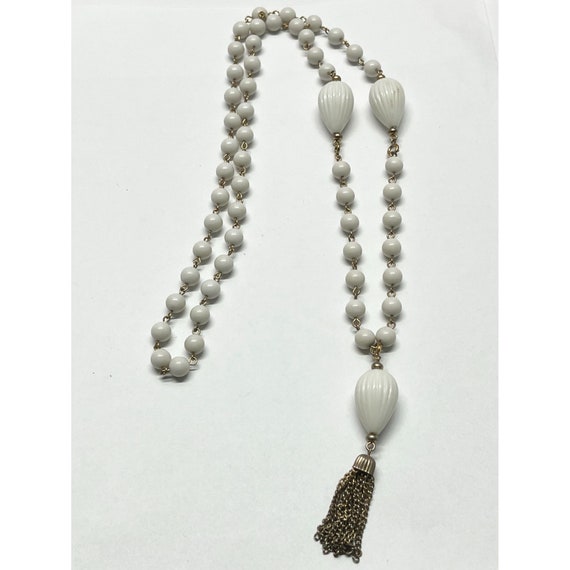 Vintage white beaded tassel necklace - image 1