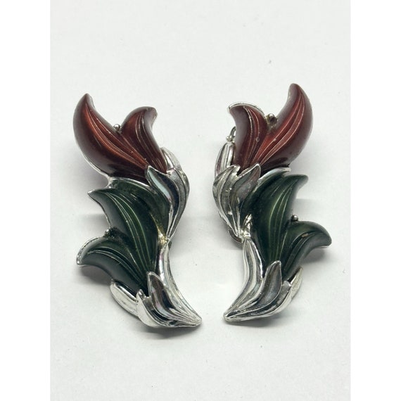 Vintage thermoset clip on earrings - image 2