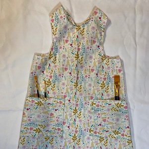 Wildflower Art Smock for Kids | Cross Back Design, Children’s Painting Apron, Durable Fabric, Fun Floral Pattern