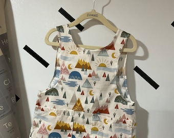 Desert No tie Apron 2-12 years old, art smock, no tie art smock. Laminate option